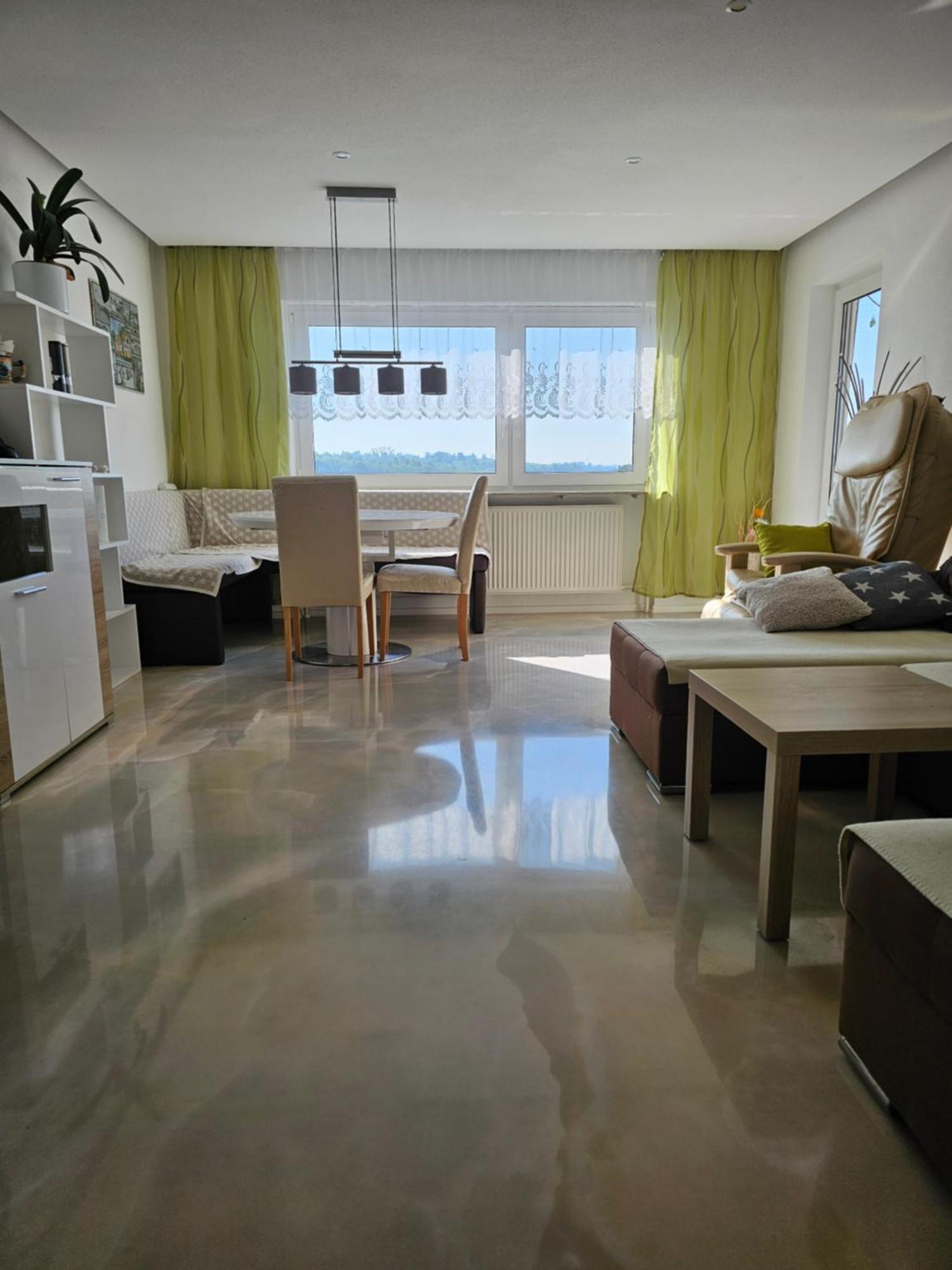 Apartment Panoramawohnung In Schoener Lage Murr